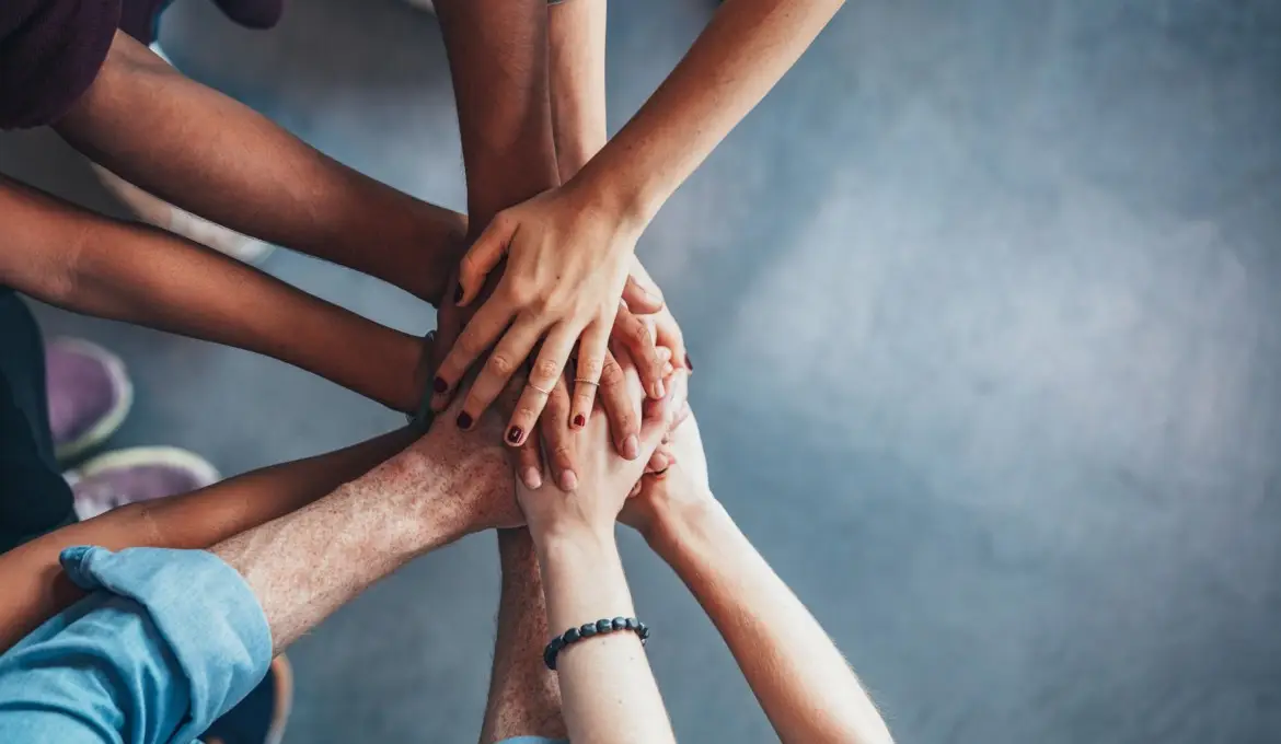 Donación de elásticos BANDEX para la confección de 11.000 mascarillas